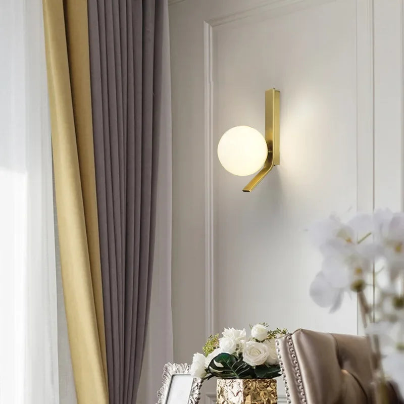 Floroux | Lampe Murale Sphère en Verre | Design Doré Luxueux